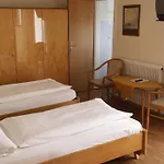 Waldfrieden Bed & Breakfast