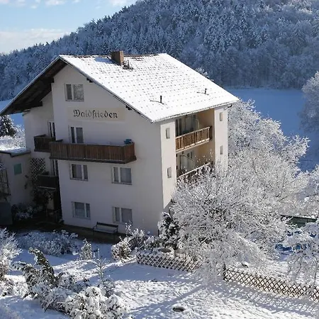 Waldfrieden Bed & Breakfast
