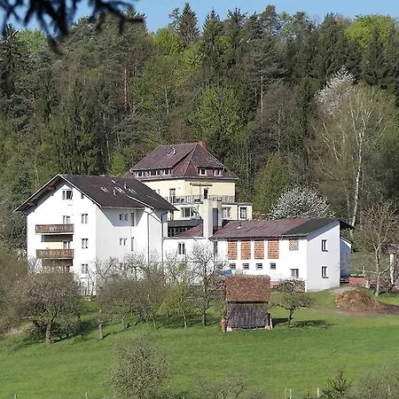 Waldfrieden Couette-café