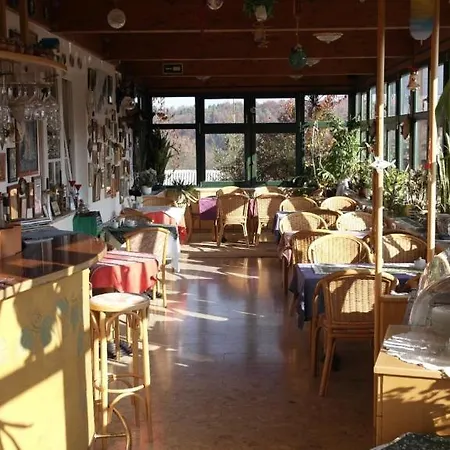 Waldfrieden Couette-café 3*