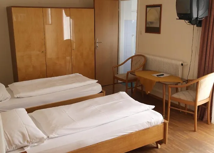 兰德豪斯瓦德费登住宿加早餐旅馆 住宿加早餐酒店